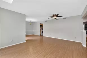 5765 Capetown Ave, Rockford, IL 61108 - Photo 7