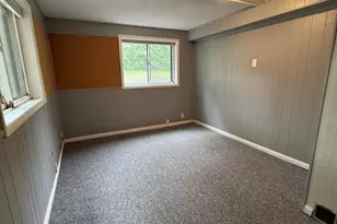 7705 E Rockton Rd, Roscoe, IL 61073 - Photo 11
