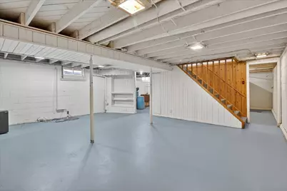 908 S Bauch Avenue, Freeport, IL 61032 - Photo 19