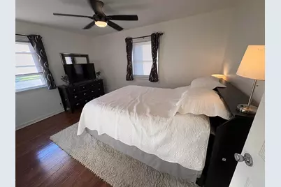 818 W Jackson St, Belvidere, IL 61008 - Photo 7