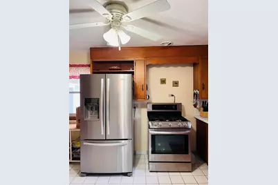 1655 S Chicago, Freeport, IL 61032 - Photo 7