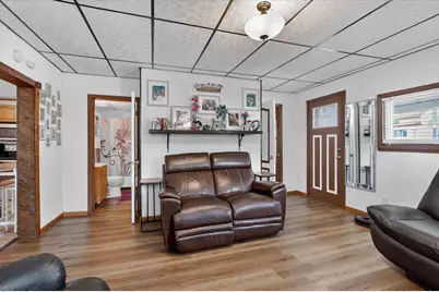 240 S Adams Street, South Beloit, IL 61080 - Photo 11