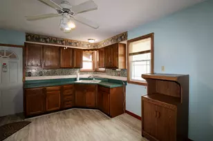1221 Blaisdell St, Rockford, IL 61101 - Photo 11