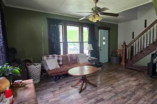 1105 Oakley St, Belvidere, IL 61008 - Photo 5