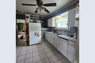 1105 Oakley Street, Belvidere, IL 61008 - Photo 3
