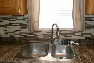 1117 Hennepin St, Lasalle, IL 61301 - Photo 7