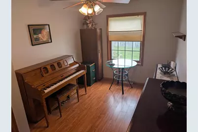 465 Peach Street, East Dubuque, IL 61025 - Photo 17