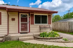 7909 Orion St, Loves Park, IL 61111 - Photo 3