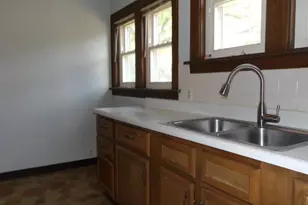 606 Robert Ave, Rockford, IL 61107 - Photo 13