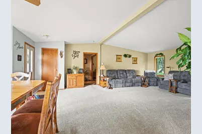 8500 Manchester Road, Capron, IL 61012 - Photo 15