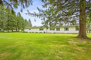 8500 Manchester Rd, Capron, IL 61012 - Photo 43