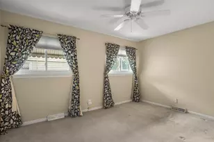 4704 Cayuga Rd, Rockford, IL 61107 - Photo 21