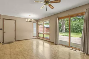 4704 Cayuga Rd, Rockford, IL 61107 - Photo 15