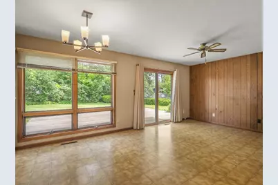 4704 Cayuga Road, Rockford, IL 61107 - Photo 13