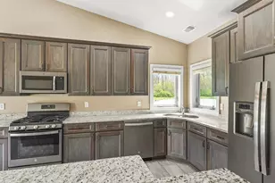 6229 Parks Edge Dr, Loves Park, IL 61111 - Photo 15