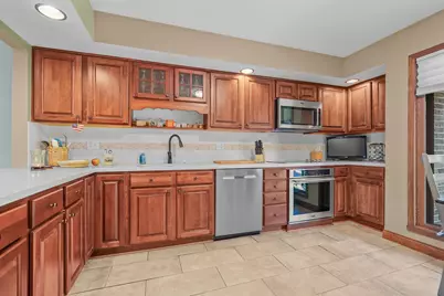 2202 Churchview #D, Rockford, IL 61107 - Photo 7
