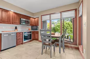2202 Churchview, Rockford, IL 61107 - Photo 5