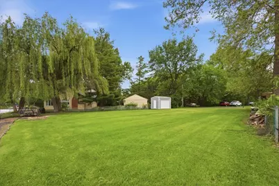5065 Browns Beach Road, Rockford, IL 61103 - Photo 9