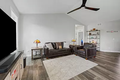 3383 Daren Drive, Freeport, IL 61032 - Photo 5