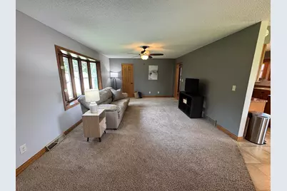 945 Sunset Drive, Milledgeville, IL 61051 - Photo 7