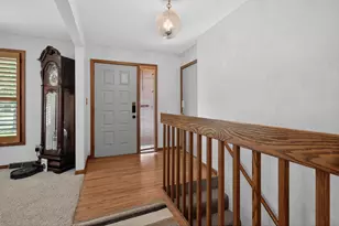 1733 Arnold Ave, Rockford, IL 61108 - Photo 15