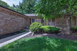 1733 Arnold Ave, Rockford, IL 61108 - Photo 3