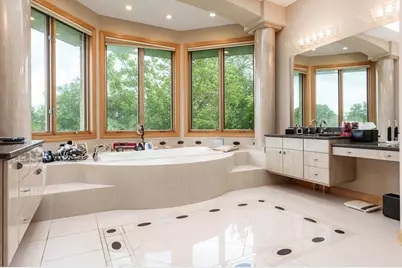 111 Sycamore Lane, Machesney Park, IL 61115 - Photo 59
