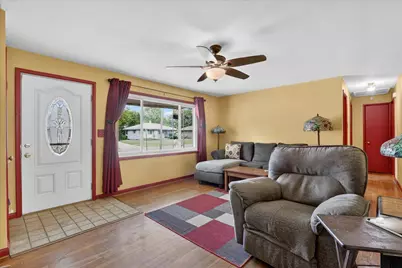 2404 Paradise Boulevard, Rockford, IL 61103 - Photo 5