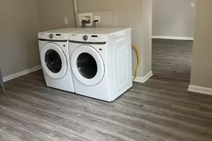 143 Gladys Ct, Belvidere, IL 61008 - Photo 9