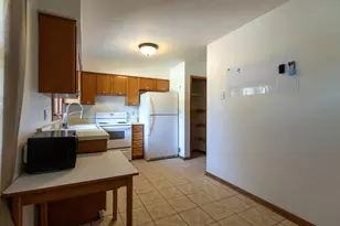 1807 Guilford Rd, Rockford, IL 61107 - Photo 7