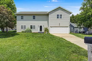 2128 Lancaster Heights Rd, Freeport, IL 61032 - Photo 1