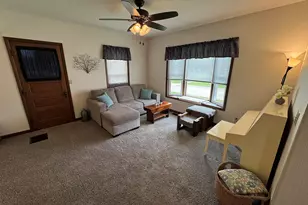 109 N Meyers Ave, Milledgeville, IL 61051 - Photo 9