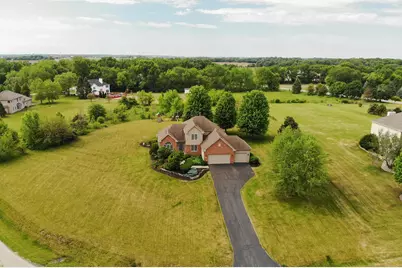 11524 Cross Creek Estates, Belvidere, IL 61008 - Photo 3