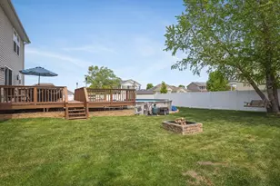 14019 Queenann's Way, Poplar Grove, IL 61065 - Photo 47