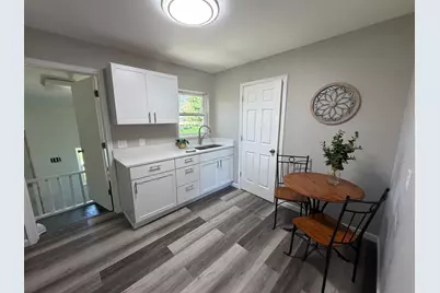 230 S Hackett Street, South Beloit, IL 61080 - Photo 15