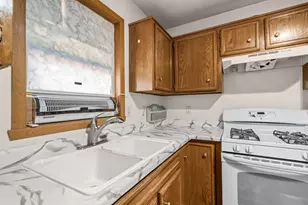 5532 Danburry Dr, Rockford, IL 61109 - Photo 11