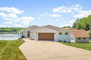 847 Breckenboro Rd, Lake Summerset, IL 61019 - Photo 1