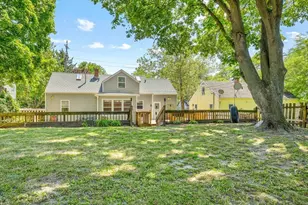 2520 19th Ave, Rockford, IL 61108 - Photo 5
