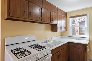 707 Marie Ave, Machesney Park, IL 61115 - Photo 9