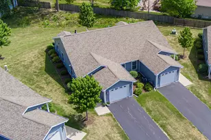 1513 Eadens Pl, Dixon, IL 61021 - Photo 3