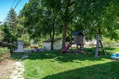 2105 Melrose Street, Rockford, IL 61103 - Photo 5
