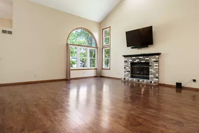 1119 Sandpebble Drive, Rockton, IL 61072 - Photo 9