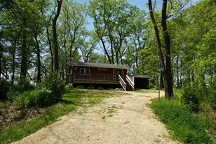 2 Woods Edge Dr, Stockton, IL 61085 - Photo 15