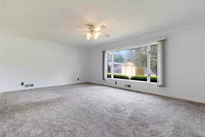 1601 River Bluff Boulevard, Rockford, IL 61103 - Photo 3