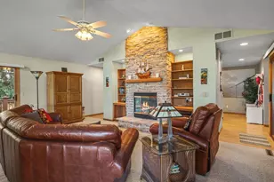 1856 Dorchester Ct, Davis, IL 61019 - Photo 9