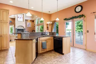 12755 Westbrook Point, Winnebago, IL 61088 - Photo 15