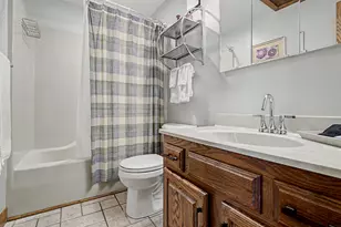 23 Farmstead Dr, Galena, IL 61036 - Photo 5