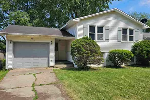 2632 19th St, Rockford, IL 61109 - Photo 1
