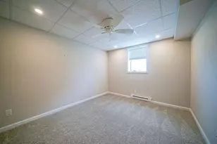 1629 Warrenton Ct, Byron, IL 61010 - Photo 25
