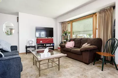 2216 Colorado Avenue, Rockford, IL 61108 - Photo 9